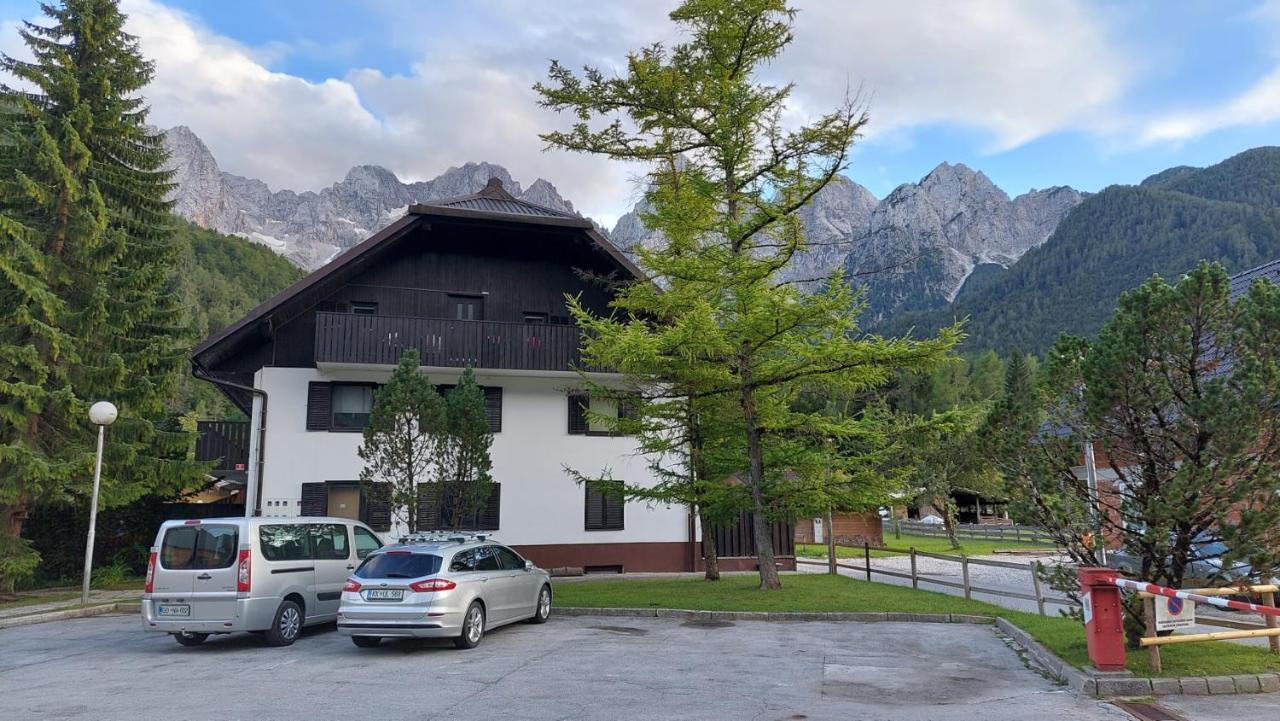 Apartma Marjetica Gozd Martuljek Bagian luar foto